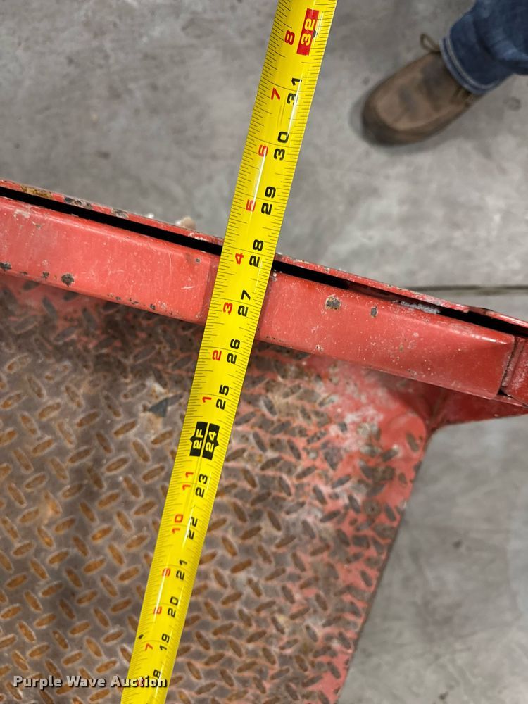 image for item EG7085 2017 Skyjack SJ16 vertical lift