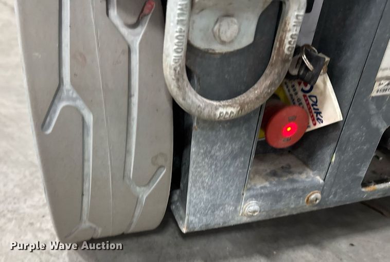 image for item EG7085 2017 Skyjack SJ16 vertical lift