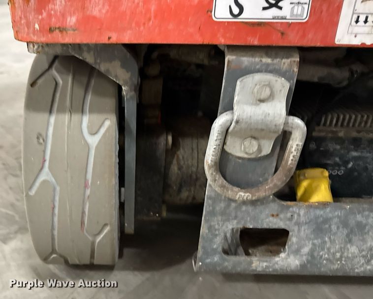 image for item EG7085 2017 Skyjack SJ16 vertical lift