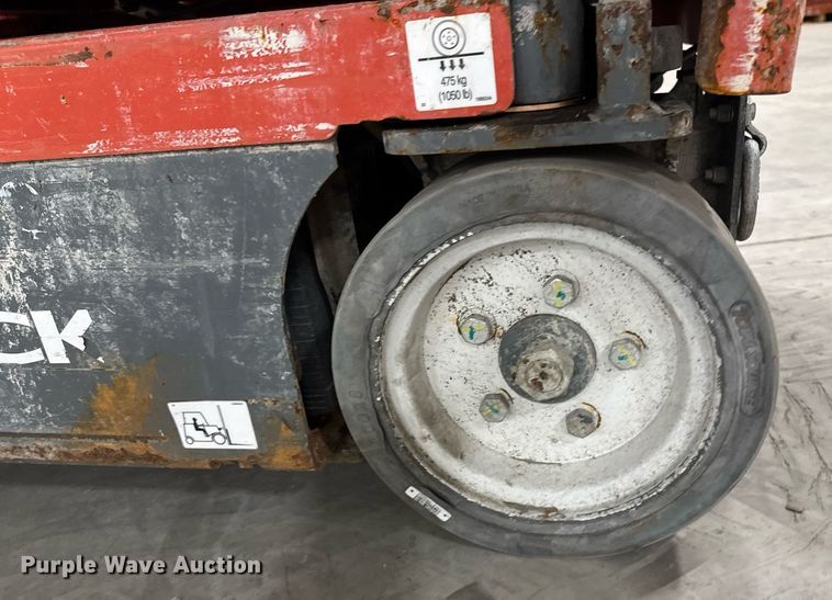 image for item EG7085 2017 Skyjack SJ16 vertical lift