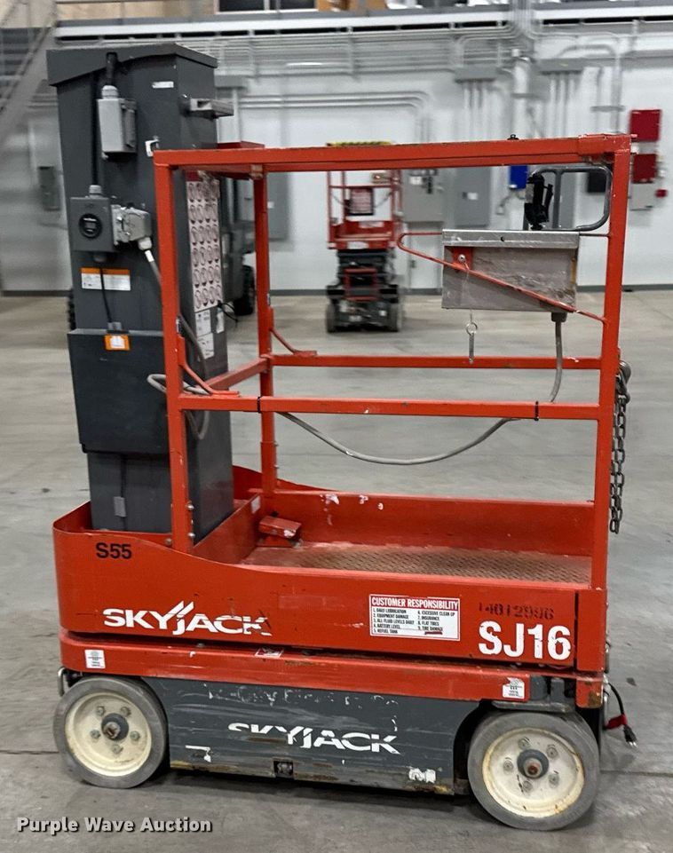 image for item EG7086 2017 Skyjack SJ16 vertical lift