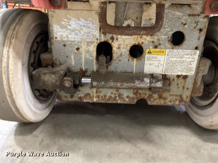 image for item EG7087 1993 Skyjack SJ-3220 scissor lift