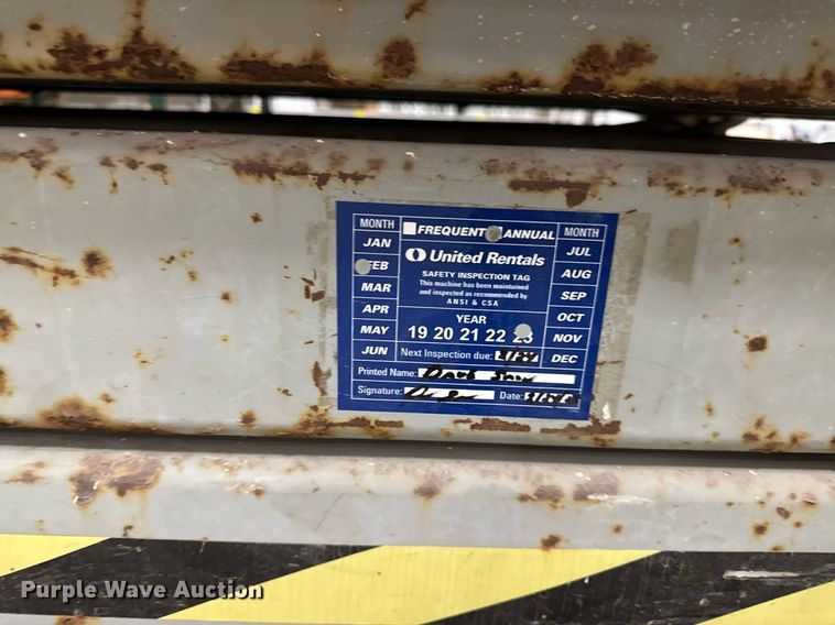 image for item EG7087 1993 Skyjack SJ-3220 scissor lift