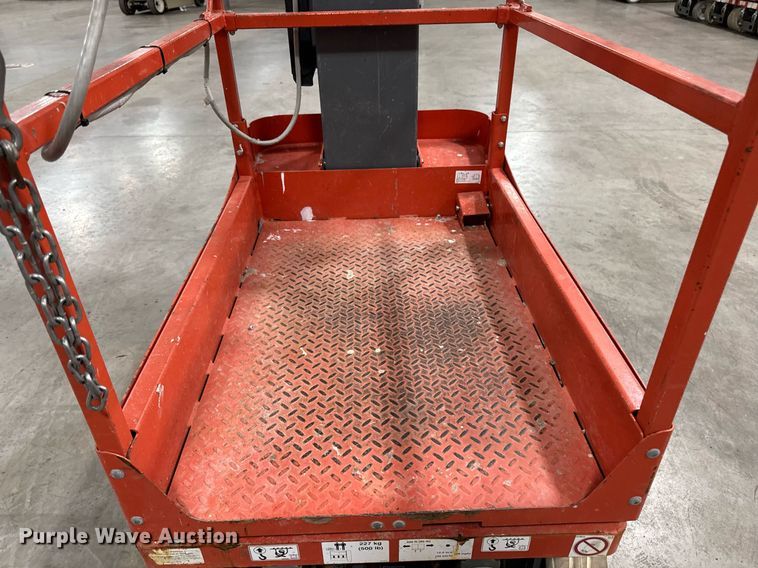 image for item EG7088 2017 Skyjack SJ16 vertical lift