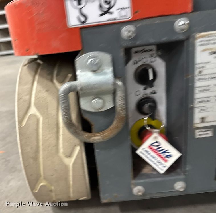 image for item EG7088 2017 Skyjack SJ16 vertical lift