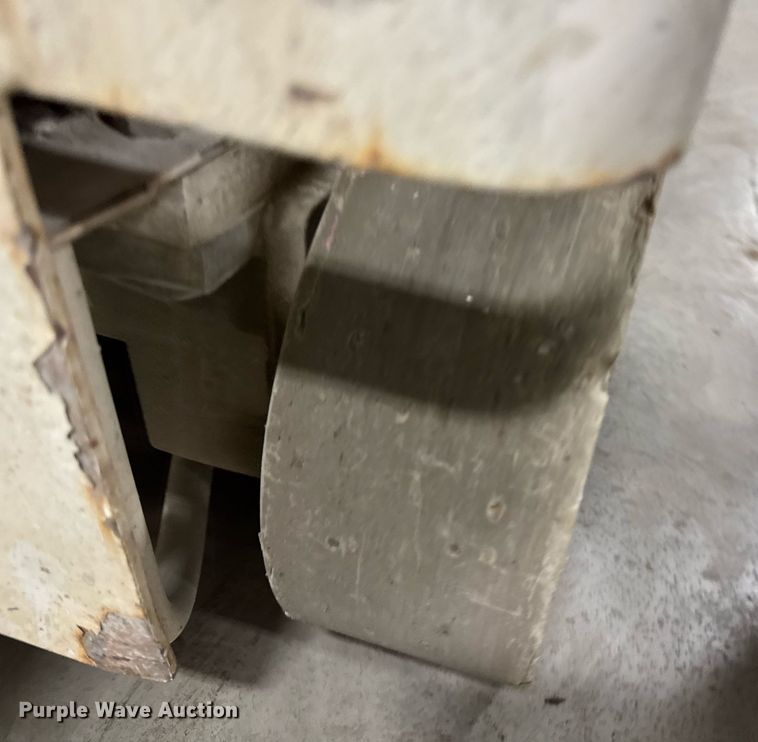 image for item EG7089 2016 Hy-Brid HB-1430 scissor lift