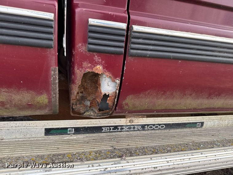 image for item EG7095 1988 Chevrolet Silverado 2500 pickup truck