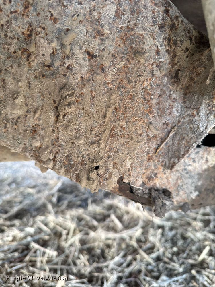 image for item EG7095 1988 Chevrolet Silverado 2500 pickup truck