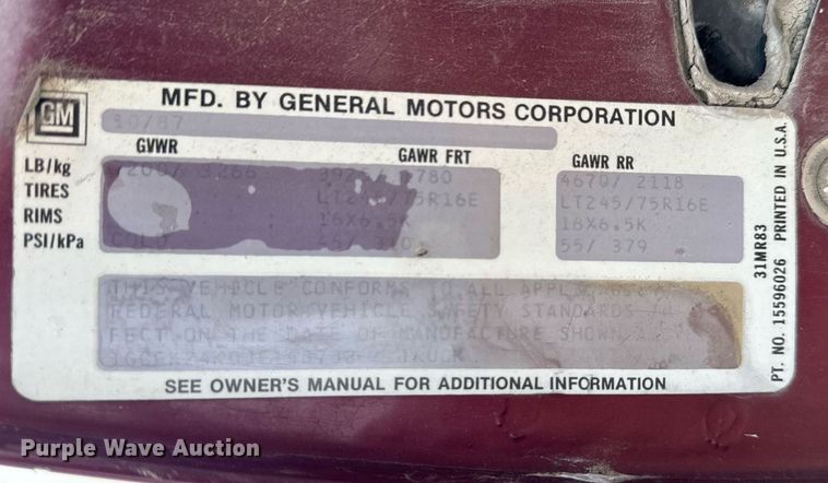 image for item EG7095 1988 Chevrolet Silverado 2500 pickup truck