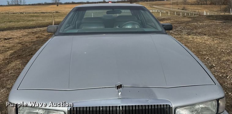 image for item EG7101 1993 Buick Regal Limited 