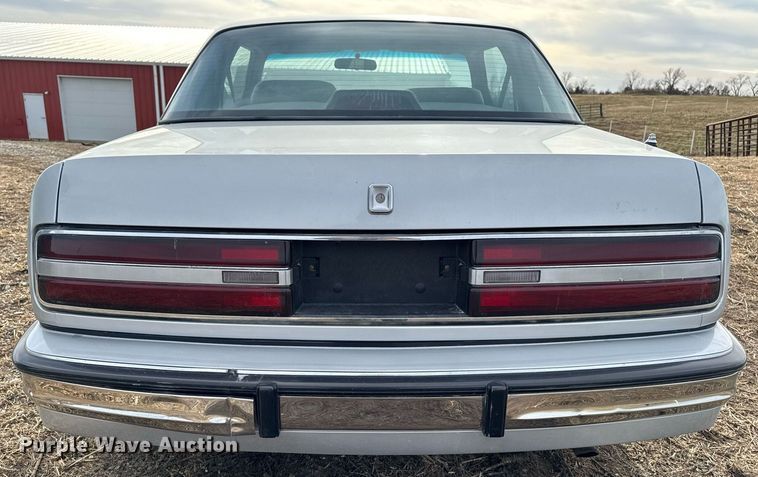 image for item EG7101 1993 Buick Regal Limited 