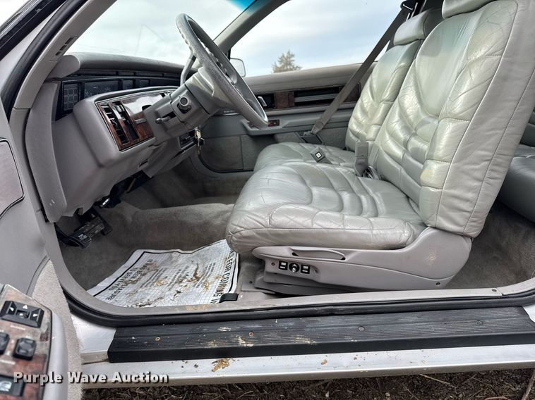 image for item EG7101 1993 Buick Regal Limited 