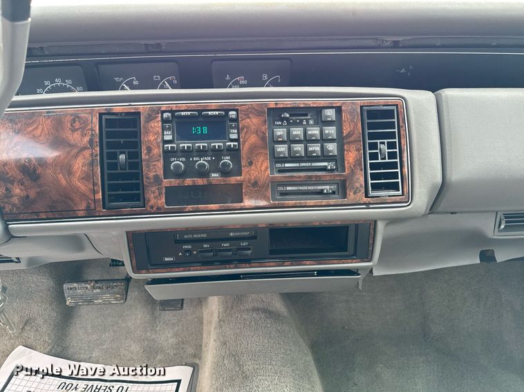 image for item EG7101 1993 Buick Regal Limited 