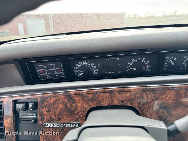 image for item EG7101 1993 Buick Regal Limited 