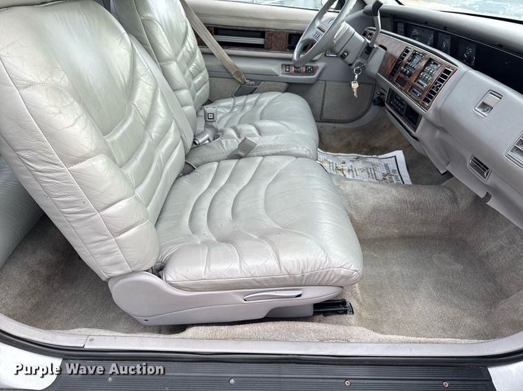 image for item EG7101 1993 Buick Regal Limited 