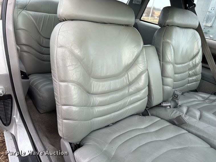 image for item EG7101 1993 Buick Regal Limited 