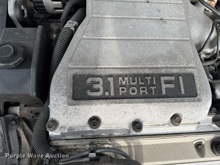 image for item EG7101 1993 Buick Regal Limited 