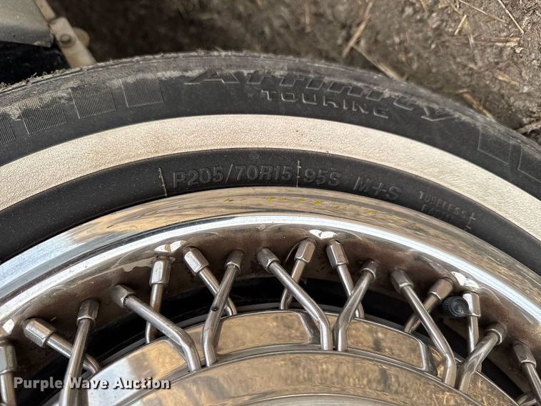 image for item EG7101 1993 Buick Regal Limited 