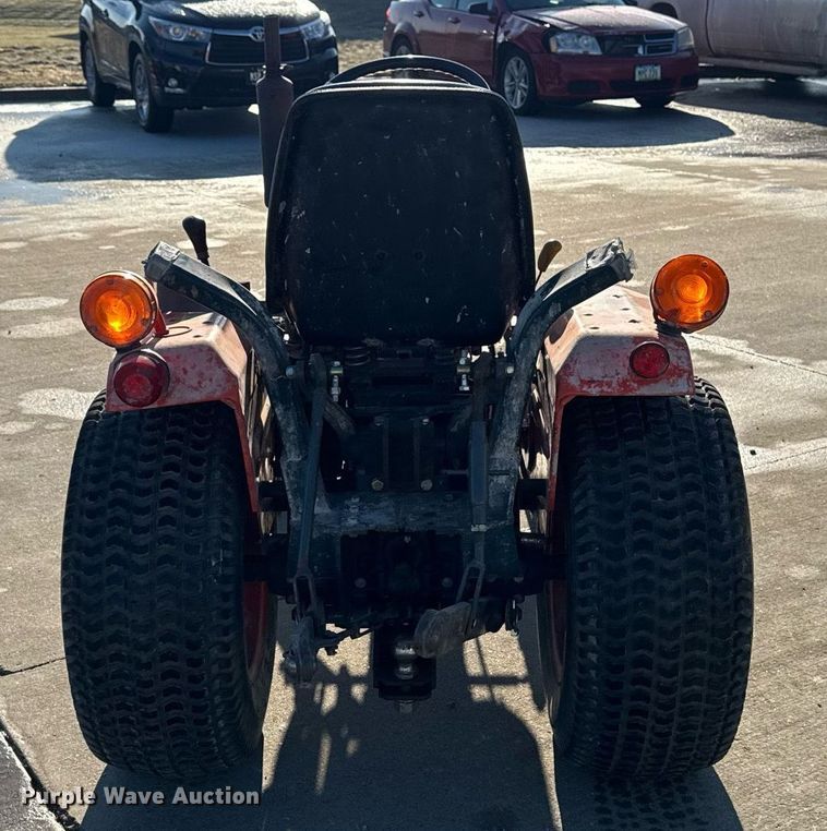 image for item EG7104 Kubota B1150 MFWD tractor