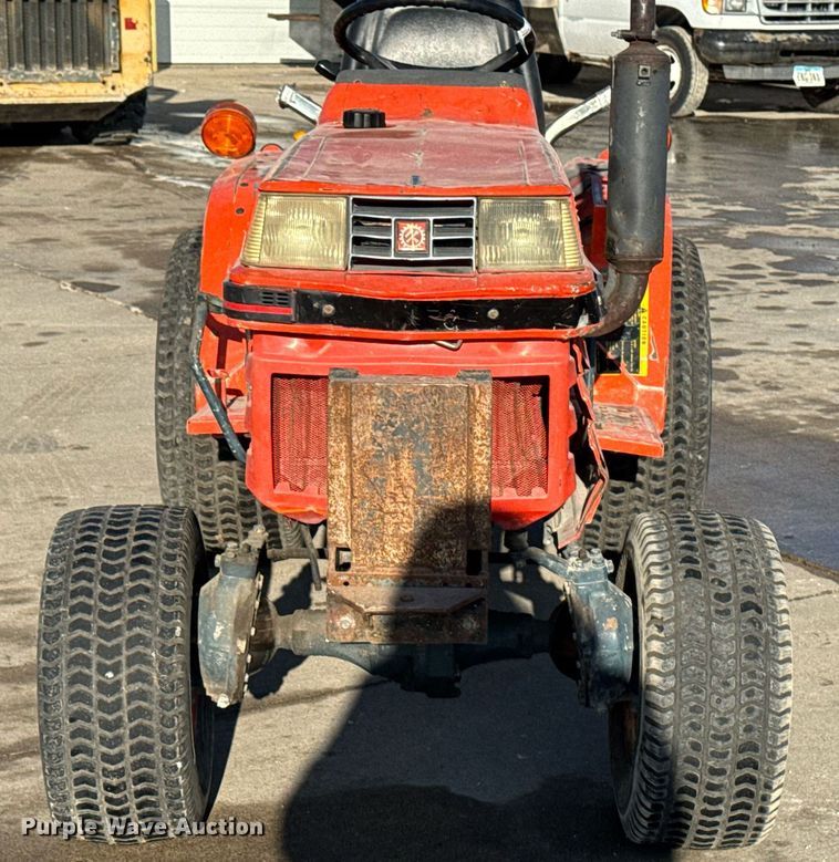 image for item EG7104 Kubota B1150 MFWD tractor