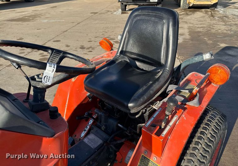 image for item EG7104 Kubota B1150 MFWD tractor