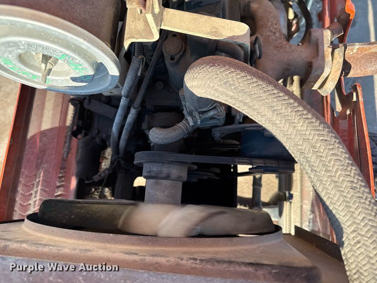 image for item EG7104 Kubota B1150 MFWD tractor