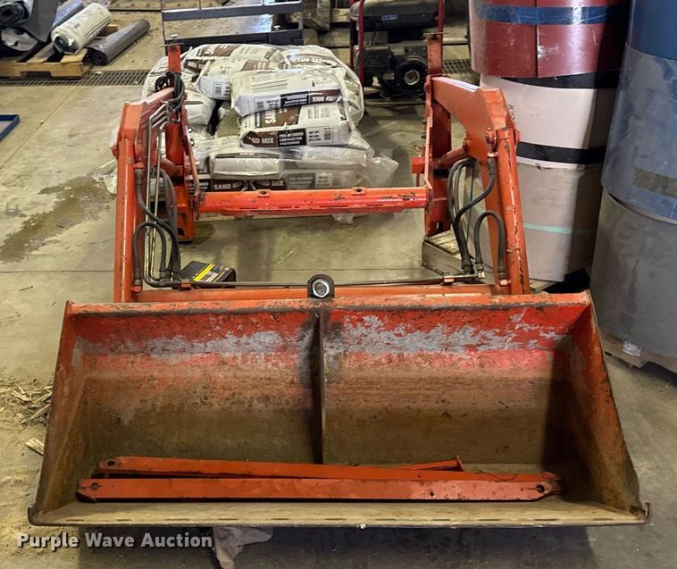 image for item EG7104 Kubota B1150 MFWD tractor