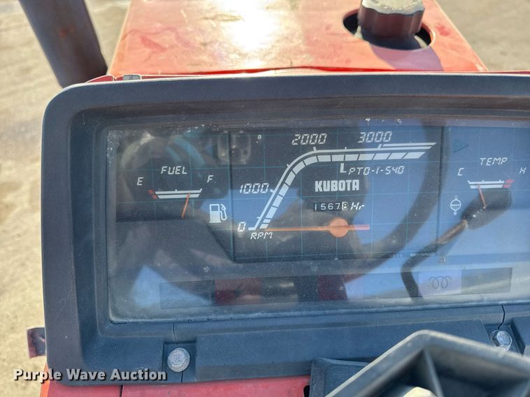 image for item EG7104 Kubota B1150 MFWD tractor