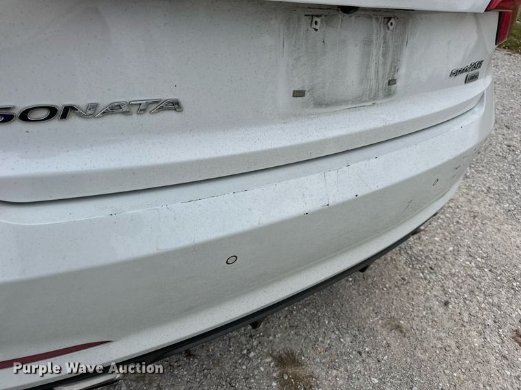 image for item EH7344 2015 Hyundai Sonata Sport 2.0T Limited 