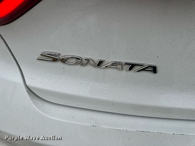 image for item EH7344 2015 Hyundai Sonata Sport 2.0T Limited 