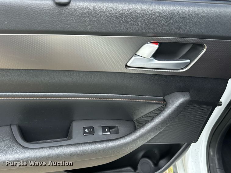 image for item EH7344 2015 Hyundai Sonata Sport 2.0T Limited 