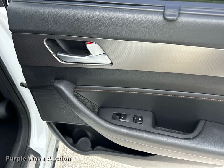 image for item EH7344 2015 Hyundai Sonata Sport 2.0T Limited 