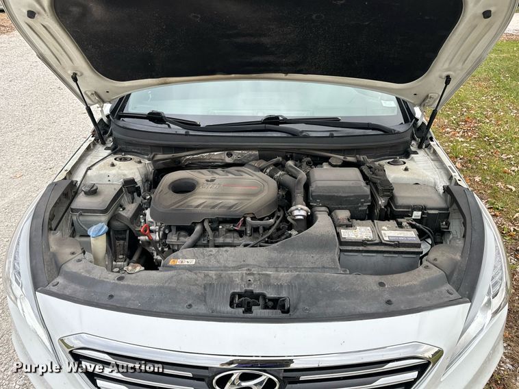 image for item EH7344 2015 Hyundai Sonata Sport 2.0T Limited 