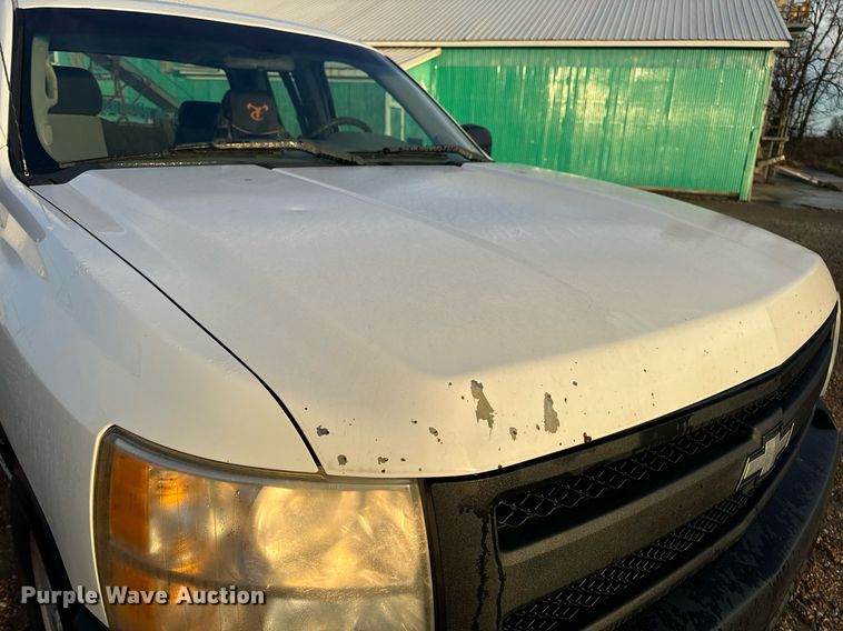 image for item EH7405 2008 Chevrolet  Silverado 1500 Ext. Cab pickup truck