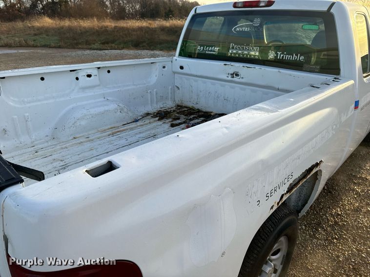 image for item EH7405 2008 Chevrolet  Silverado 1500 Ext. Cab pickup truck