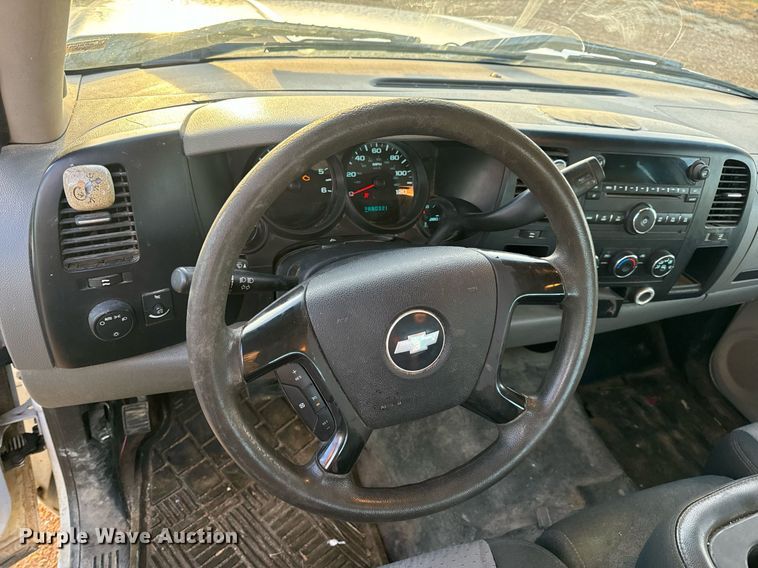 image for item EH7405 2008 Chevrolet  Silverado 1500 Ext. Cab pickup truck