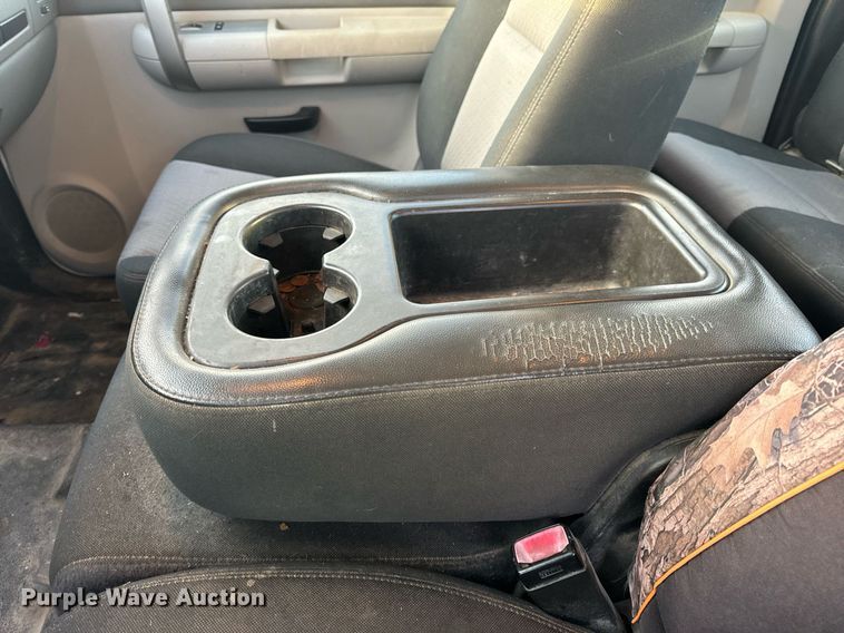 image for item EH7405 2008 Chevrolet  Silverado 1500 Ext. Cab pickup truck