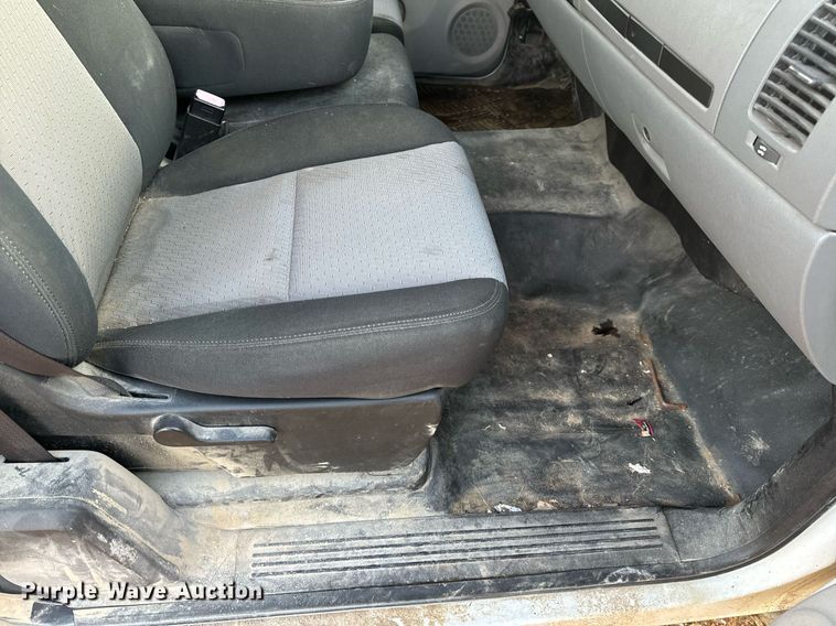 image for item EH7405 2008 Chevrolet  Silverado 1500 Ext. Cab pickup truck