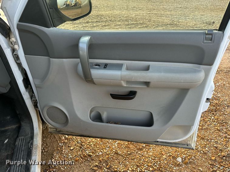 image for item EH7405 2008 Chevrolet  Silverado 1500 Ext. Cab pickup truck
