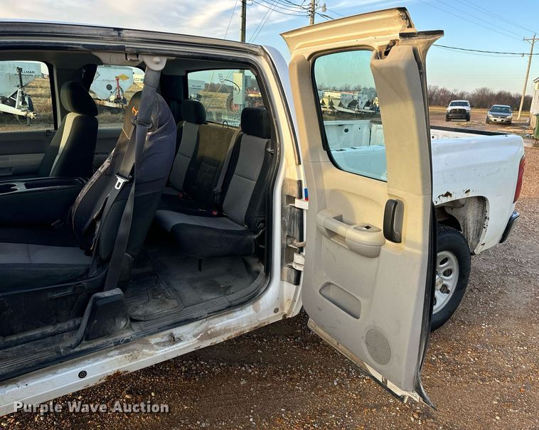 image for item EH7405 2008 Chevrolet  Silverado 1500 Ext. Cab pickup truck