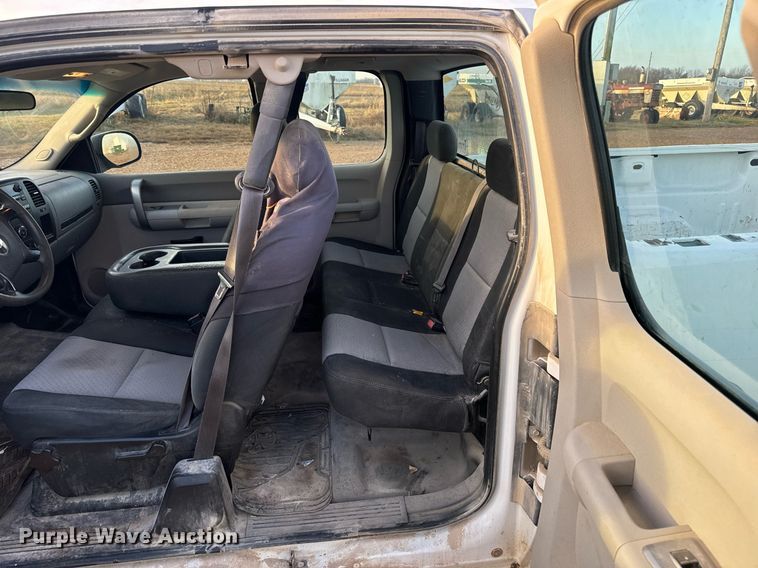 image for item EH7405 2008 Chevrolet  Silverado 1500 Ext. Cab pickup truck