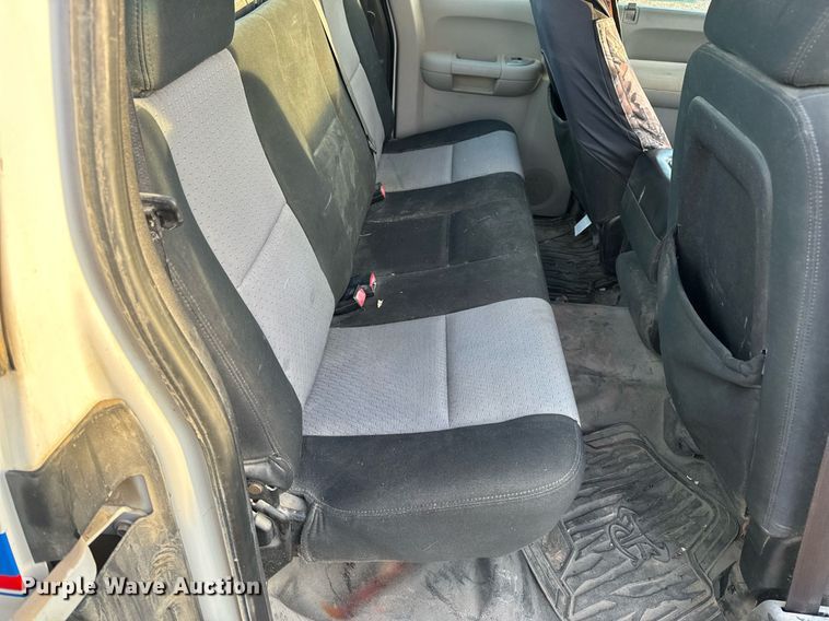 image for item EH7405 2008 Chevrolet  Silverado 1500 Ext. Cab pickup truck