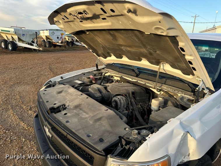 image for item EH7405 2008 Chevrolet  Silverado 1500 Ext. Cab pickup truck