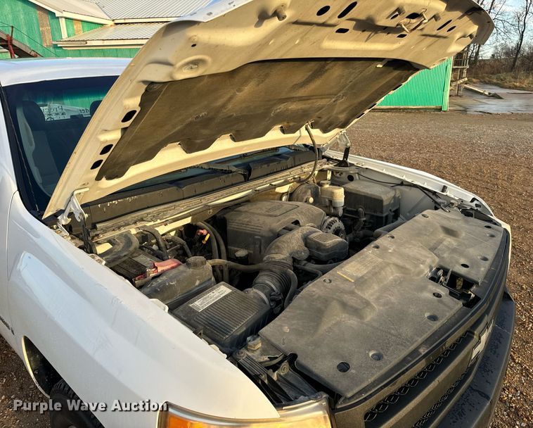 image for item EH7405 2008 Chevrolet  Silverado 1500 Ext. Cab pickup truck