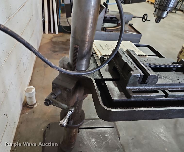 image for item EI8576 Clausing 2276 drill press