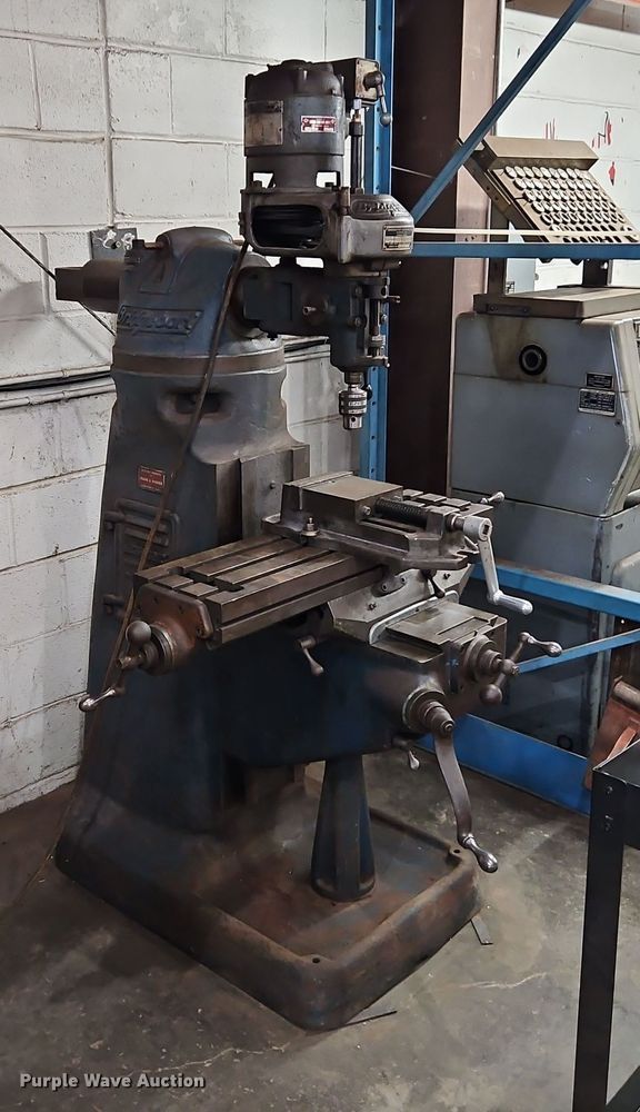 image for item EI8578 Bridgeport milling machine