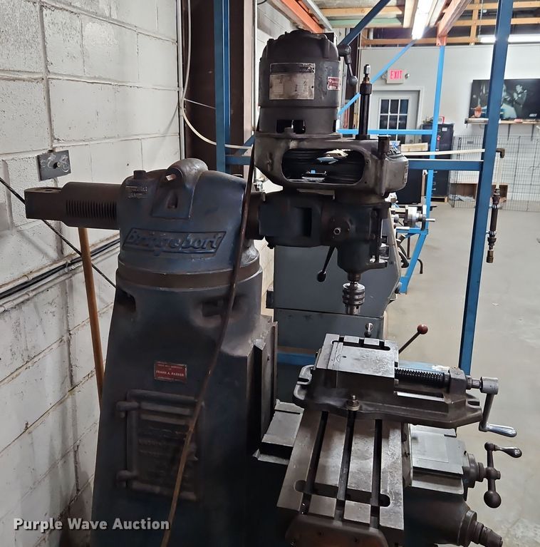 image for item EI8578 Bridgeport milling machine