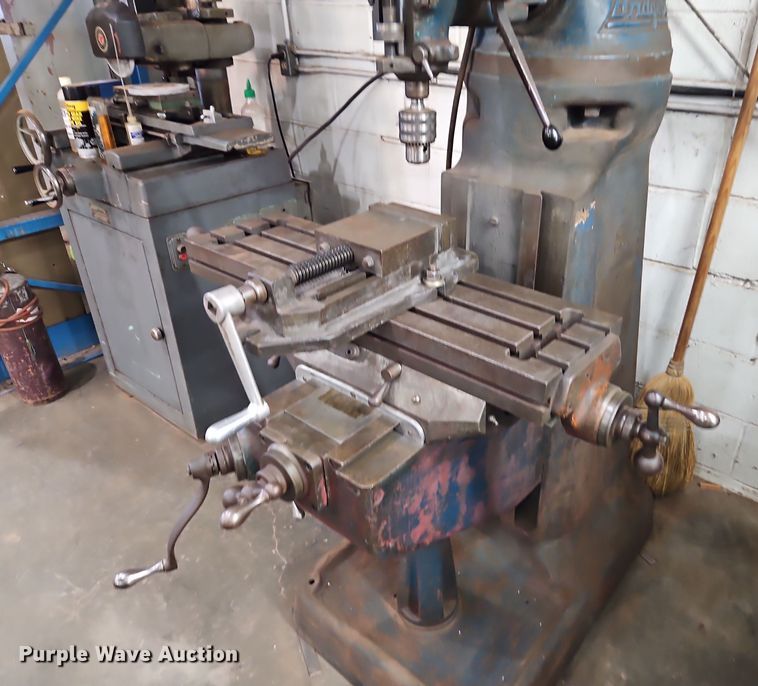 image for item EI8578 Bridgeport milling machine