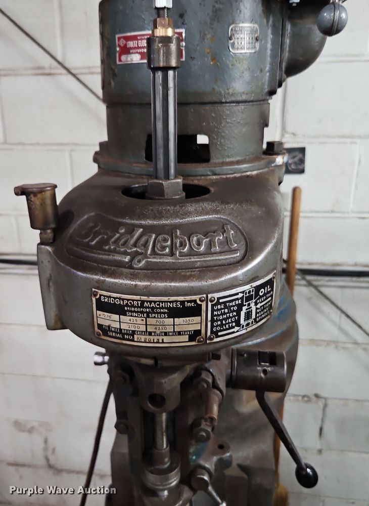 image for item EI8578 Bridgeport milling machine