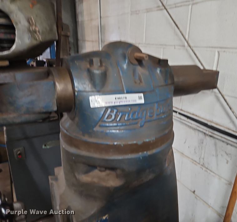 image for item EI8578 Bridgeport milling machine
